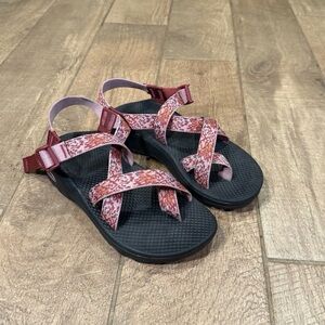Chaco Z2 SEWLL PEACH Women’s Size 8 Classic Toe Loop Water Sandals Red 61626